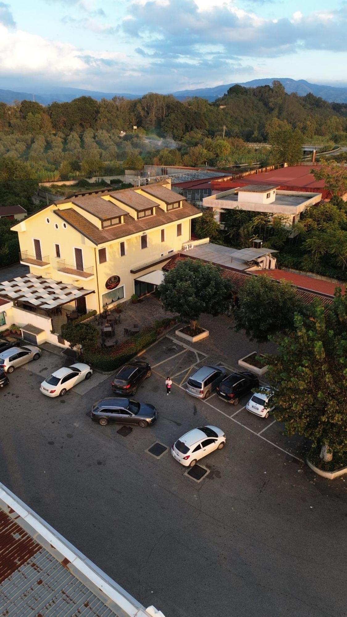 Hotel La Fenice Rosarno Exterior photo